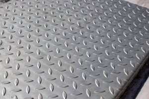 Tin plating on diamond plate metal sheet Tin plating on diamond plate metal sheet